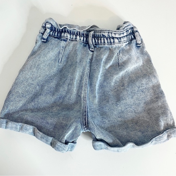 EUC GB Girls Size 10 Girls Denim Shorts Cuffed Acid Wash Retro Pleated - Picture 8 of 9